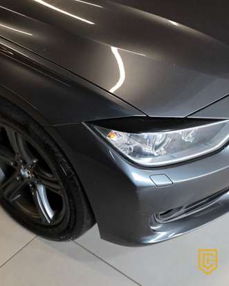 BMW-320i-2014