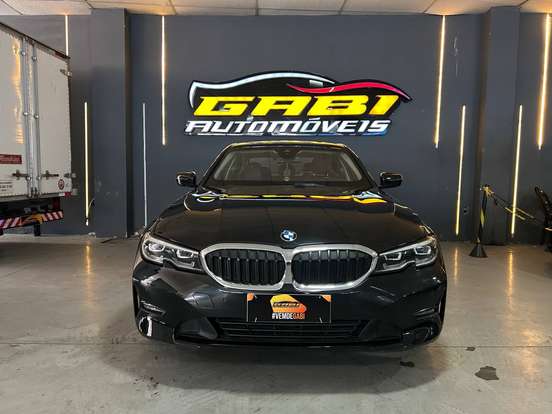 BMW-320i-2022