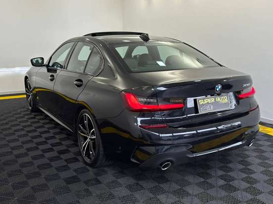 BMW-320i-2.0 16V TURBO FLEX M SPORT AUTOMÁTICO BMW-320i-2022
