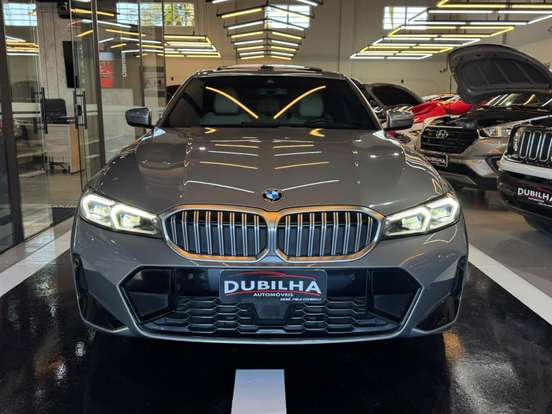 BMW-320i-2023
