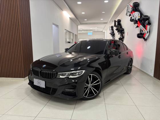 BMW 320i 2.0 16V TURBO GASOLINA M SPORT AUTOMÁTICO