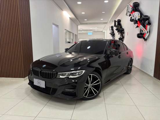 BMW-320i-2020