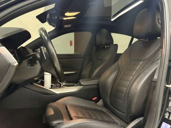 BMW-320i-2.0 16V TURBO GASOLINA M SPORT AUTOMÁTICO BMW-320i-2020