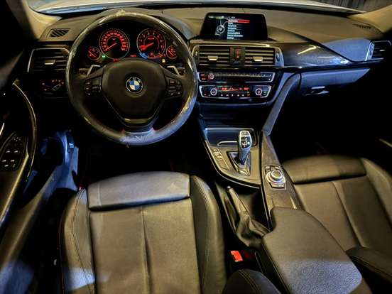 BMW-320i-2.0 SPORT 16V TURBO ACTIVE FLEX 4P AUTOMÁTICO BMW-320i-2015
