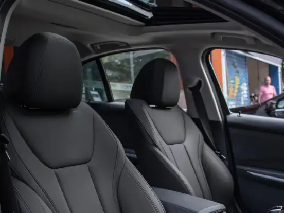 BMW-330i-2.0 16V TURBO GASOLINA SPORT AUTOMÁTICO BMW-330i-2019