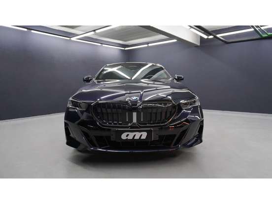 BMW-530e-2.0 TWINPOWER PHEV M SPORT AUTOMÁTICO BMW-530e-2025