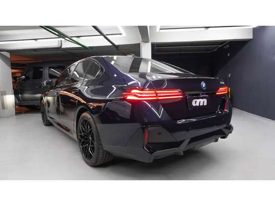 BMW-530e-2.0 TWINPOWER PHEV M SPORT AUTOMÁTICO BMW-530e-2025