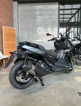 BMW-C 400 X-2025