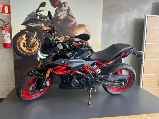 BMW G 310 R BMW G 310 R