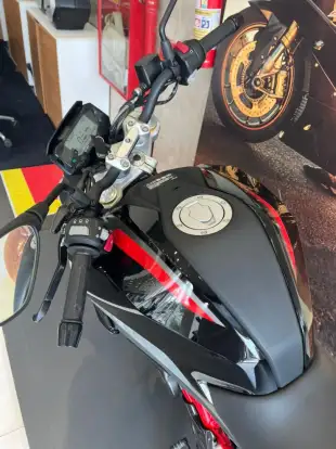 BMW-G 310 R-2026