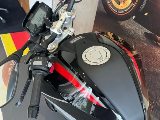 BMW-G 310 R BMW-G 310 R-2026