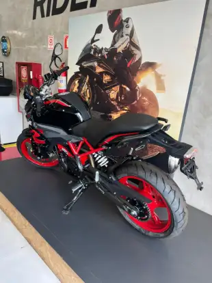 BMW-G 310 R-2026