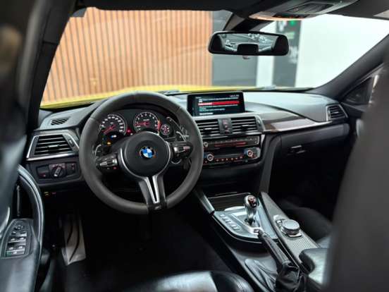 BMW-M3-2015