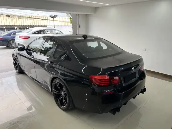 BMW-M5-4.4 V8 32V GASOLINA 4P AUTOMÁTICO BMW-M5-2013