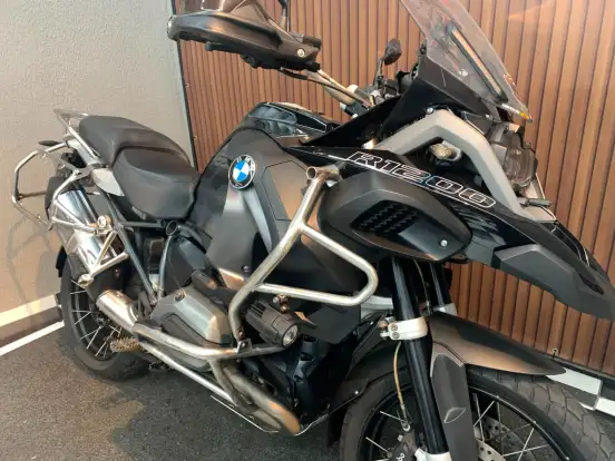 BMW-R 1200 GS ADVENTURE TRIPLE BLACK-2017