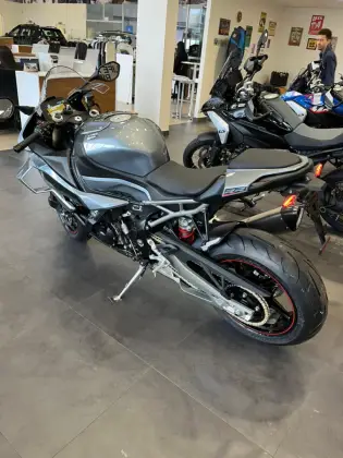 BMW S 1000 RR BMW S 1000 RR