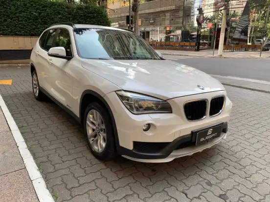 BMW-X1-2015
