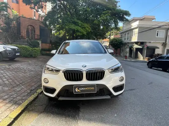 BMW-X1-2017