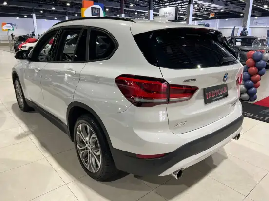 BMW-X1-2.0 16V TURBO ACTIVEFLEX SDRIVE20I GP 4P AUTOMÁTICO BMW-X1-2022