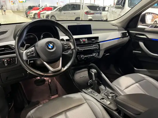 BMW-X1-2022
