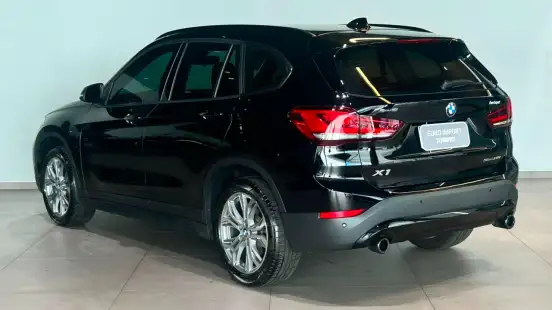 BMW-X1-2.0 16V TURBO ACTIVEFLEX SDRIVE20I GP PLUS 4P AUTOMÁTICO BMW-X1-2022