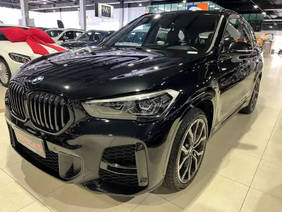 BMW X1 2.0 16V TURBO ACTIVEFLEX SDRIVE20I M SPORT 25 ANOS 4P AUTOMÁTICO BMW X1 2.0 16V TURBO ACTIVEFLEX SDRIVE20I M SPORT 25 ANOS 4P AUTOMÁTICO
