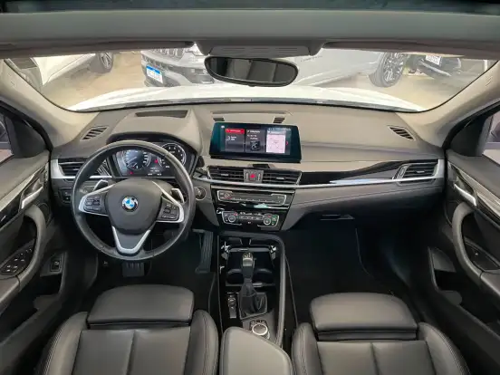 BMW-X1-2021