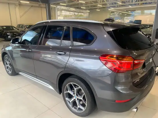 BMW-X1-2.0 16V TURBO ACTIVEFLEX SDRIVE20I X-LINE 4P AUTOMÁTICO BMW-X1-2018