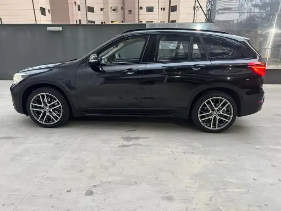 BMW-X1-2.0 16V TURBO ACTIVEFLEX XDRIVE25I SPORT 4P AUTOMÁTICO BMW-X1-2019