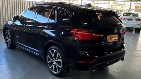 BMW-X1-2016