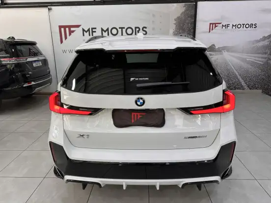 BMW-X1-2022