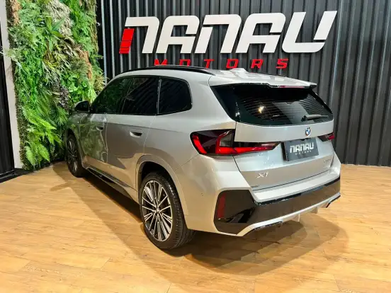 BMW-X1-2024