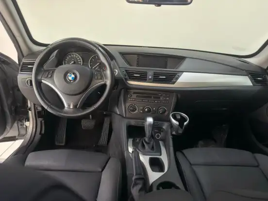 BMW-X1-2010