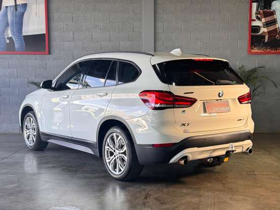 BMW-X1-2.0 16V TURBO ACTIVEFLEX SDRIVE20I 4P AUTOMÁTICO BMW-X1-2019