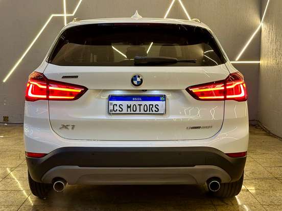 BMW-X1-2.0 16V TURBO ACTIVEFLEX SDRIVE20I 4P AUTOMÁTICO BMW-X1-2018