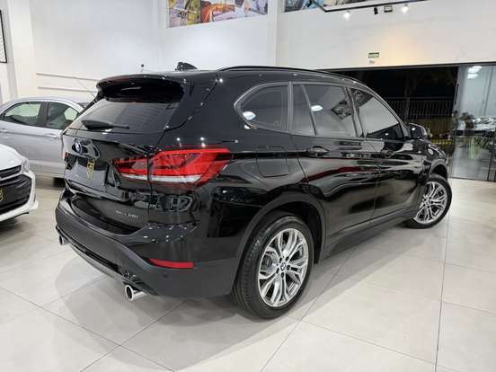 BMW-X1-2.0 16V TURBO ACTIVEFLEX SDRIVE20I GP 4P AUTOMÁTICO BMW-X1-2021