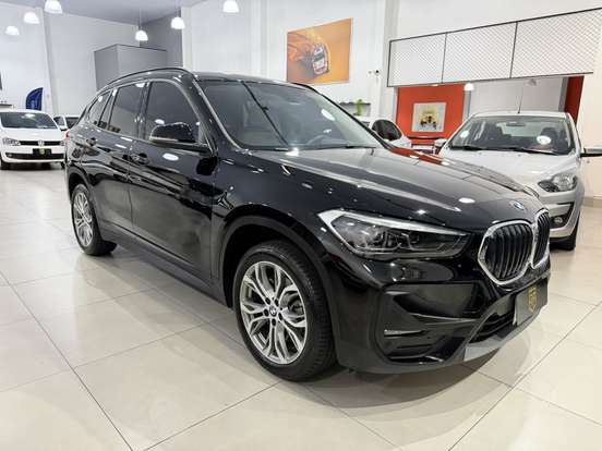 BMW-X1-2021