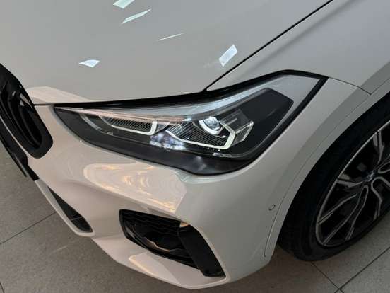 BMW-X1-2022