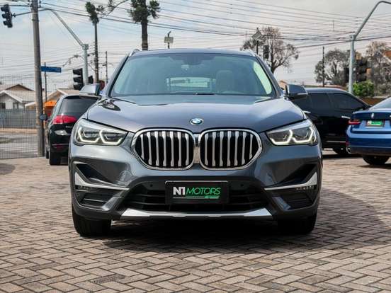 BMW-X1-2.0 16V TURBO ACTIVEFLEX SDRIVE20I X-LINE 4P AUTOMÁTICO BMW-X1-2019