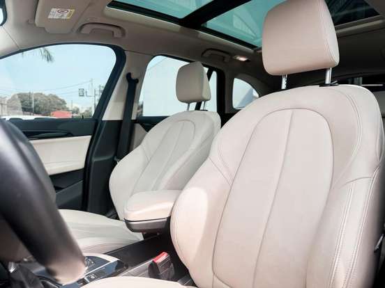 BMW-X1-2.0 16V TURBO ACTIVEFLEX SDRIVE20I X-LINE 4P AUTOMÁTICO BMW-X1-2019