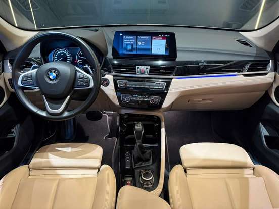 BMW-X1-2021