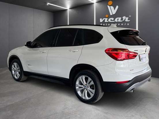 BMW-X1-2.0 16V TURBO ACTIVEFLEX SDRIVE20I X-LINE 4P AUTOMÁTICO BMW-X1-2017