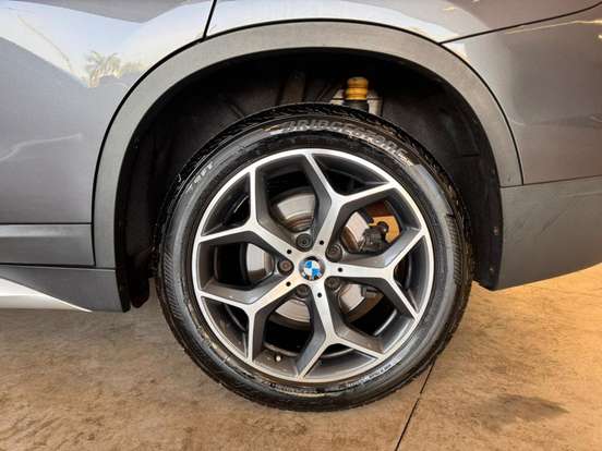 BMW-X1-2.0 16V TURBO ACTIVEFLEX SDRIVE20I X-LINE 4P AUTOMÁTICO BMW-X1-2017