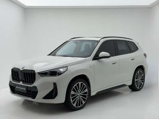 BMW-X1-2024