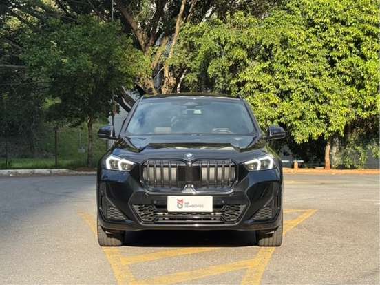 BMW-X1-2023