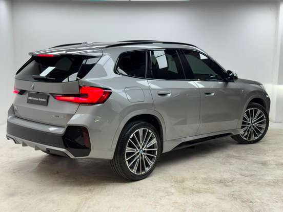 BMW-X1-2023