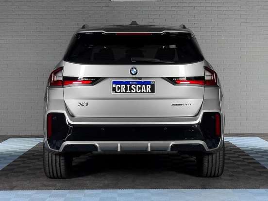 BMW-X1-2023
