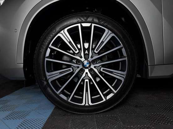 BMW-X1-2023