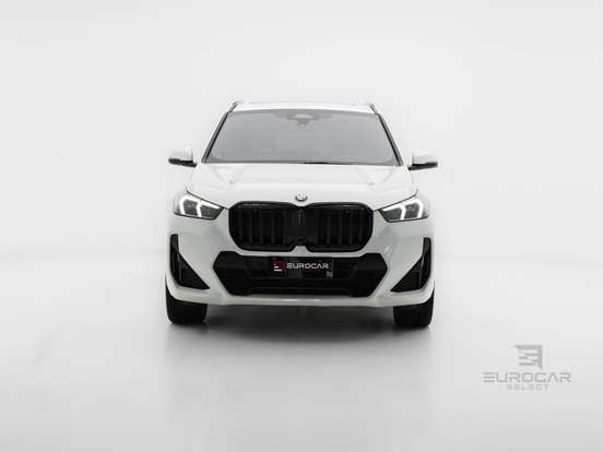 BMW-X1-2024