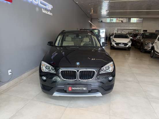 BMW-X1-2.0 18I S-DRIVE 4X2 16V GASOLINA 4P AUTOMÁTICO BMW-X1-2013